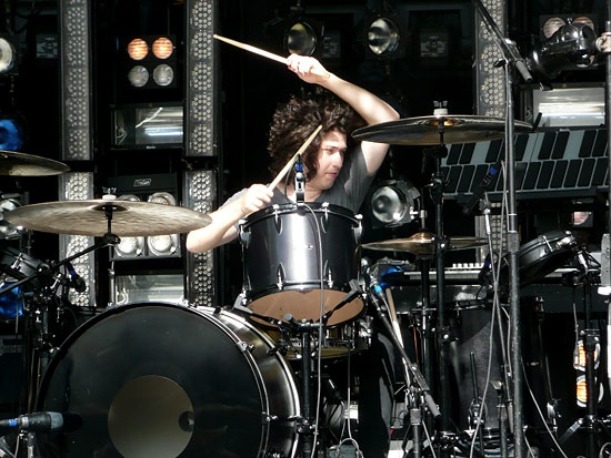 Drummerworld: Ilan Rubin