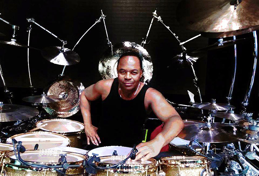 Jonathan Moffett - DRUMMERWORLD