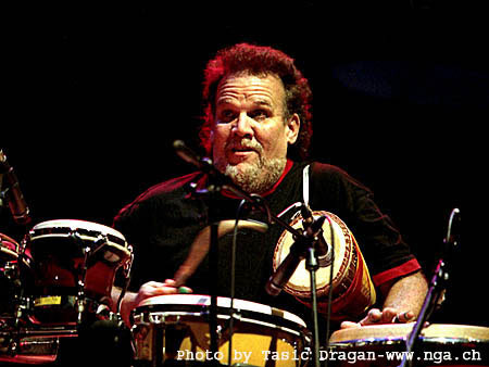 Manolo Badrena’s All That Percussions! [DVD] Manolo Badrena's All That Percussion » partitions-musicales.net