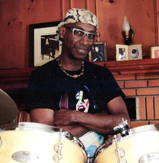 Omar Hakim - Drummerworld