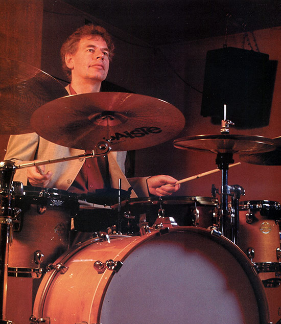 Bill Bruford Drummerworld