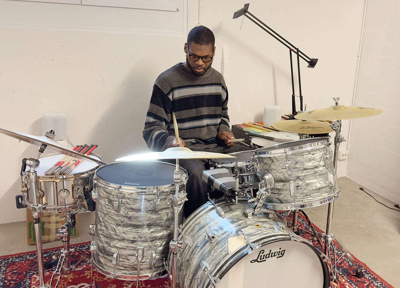 Genius Lee Wesley Drummerworld