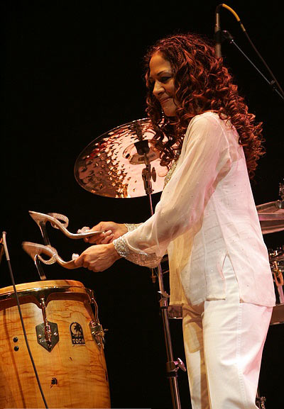 sheilaE77.jpg