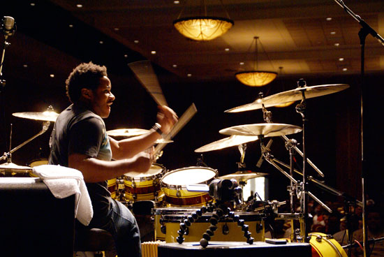 Ronald Bruner Drummerworld