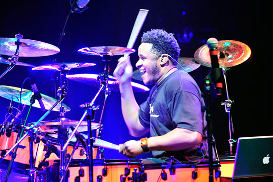 Ronald Bruner Jr. - DRUMMERWORLD