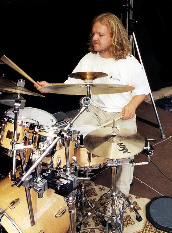 Claus Hessler Drummerworld