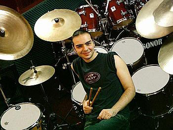 Garo Tavitjan - Drummerworld