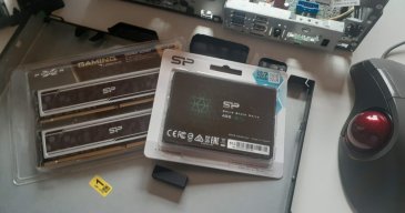 SSD_RAM.jpg
