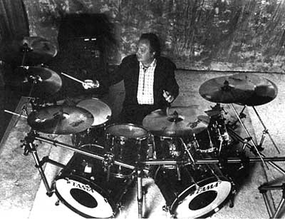 Ron Tutt Drummerworld