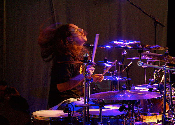 Derek Roddy Drummerworld