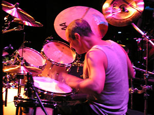 Robbie Ameen Drummerworld